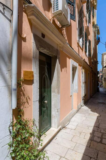 Ria'S Apartment In Corfu Town Zewnętrze zdjęcie