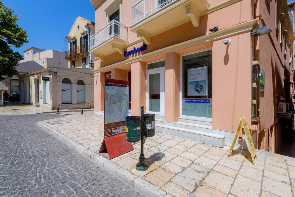 Ria'S Apartment In Corfu Town Zewnętrze zdjęcie
